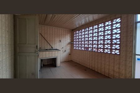 Casa à venda com 375m², 2 quartos e 3 vagas Casa à venda com 375m², 2 quartos e 3 vagasÁrea de Serviço