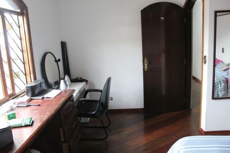 Casa à venda com 520m², 5 quartos e 3 vagasQuarto 3