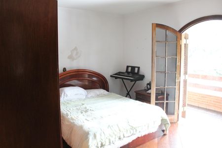 Casa à venda com 520m², 5 quartos e 3 vagasSuíte 2