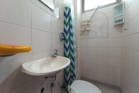 Apartamento à venda com 220m², 4 quartos e 2 vagasBanheiro de Serviço