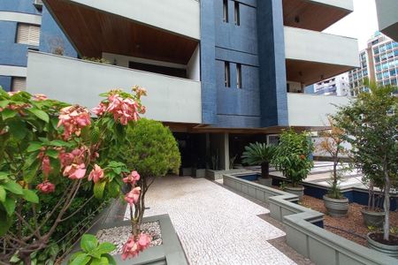 Apartamento à venda com 220m², 4 quartos e 2 vagasFachada do Bloco