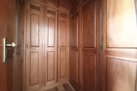 Apartamento à venda com 220m², 4 quartos e 2 vagasCloset da Suíte 3