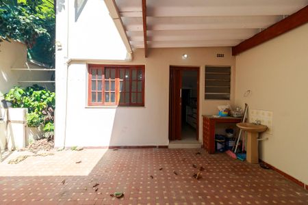 Casa à venda com 150m², 4 quartos e 1 vagaQuintal