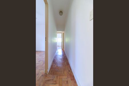 Casa à venda com 150m², 4 quartos e 1 vagaCorredor