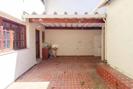 Casa à venda com 150m², 4 quartos e 1 vagaQuintal