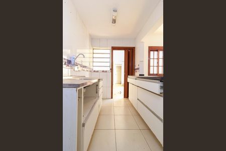 Casa à venda com 150m², 4 quartos e 1 vagaCozinha