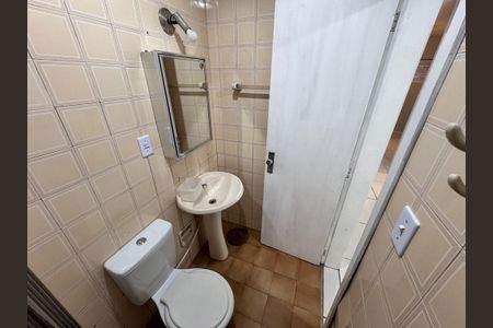 Apartamento à venda com 55m², 1 quarto e sem vaga Apartamento à venda com 55m², 1 quarto e sem vagaBanheiro