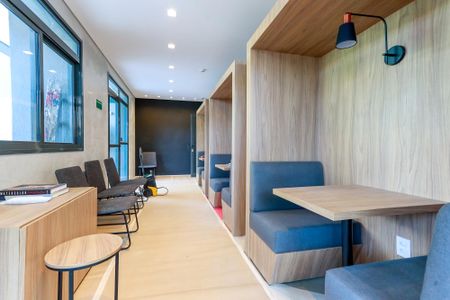 Studio à venda com 26m², 1 quarto e sem vaga Studio à venda com 26m², 1 quarto e sem vagaCoworking 1