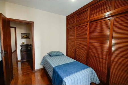 Apartamento à venda com 124m², 3 quartos e 2 vagas Apartamento à venda com 124m², 3 quartos e 2 vagasQuarto 2