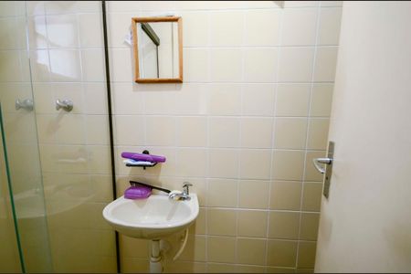 Apartamento à venda com 124m², 3 quartos e 2 vagas Apartamento à venda com 124m², 3 quartos e 2 vagasBanheiro de Serviço