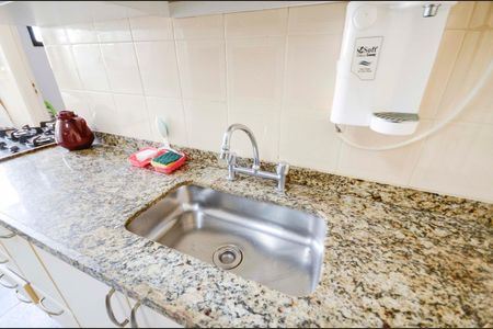 Apartamento à venda com 124m², 3 quartos e 2 vagas Apartamento à venda com 124m², 3 quartos e 2 vagasCozinha