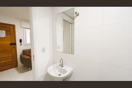 Apartamento à venda com 31m², 2 quartos e sem vaga Apartamento à venda com 31m², 2 quartos e sem vagaBanheiro Social