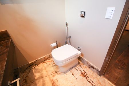 Casa à venda com 275m², 3 quartos e 4 vagas Casa à venda com 275m², 3 quartos e 4 vagasLavabo