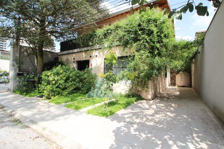 Casa à venda com 275m², 3 quartos e 4 vagas Casa à venda com 275m², 3 quartos e 4 vagasFachada da casa