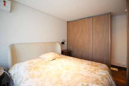 Casa à venda com 275m², 3 quartos e 4 vagas Casa à venda com 275m², 3 quartos e 4 vagasSuíte 1