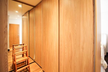 Casa à venda com 275m², 3 quartos e 4 vagas Casa à venda com 275m², 3 quartos e 4 vagasSuíte 1