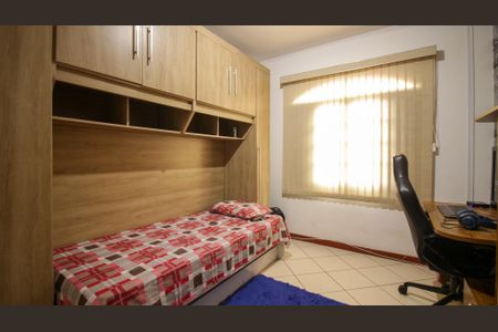 Casa à venda com 190m², 3 quartos e 3 vagas Casa à venda com 190m², 3 quartos e 3 vagasQuarto 1