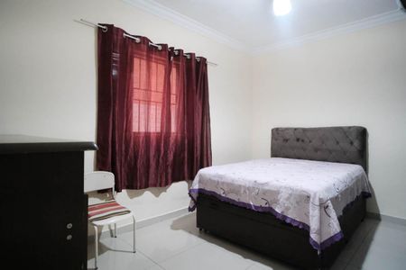 Casa à venda com 220m², 4 quartos e 2 vagasQuarto 1