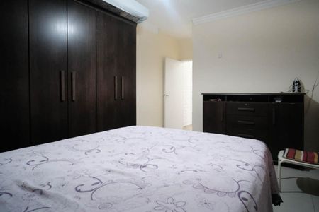 Casa à venda com 220m², 4 quartos e 2 vagasQuarto 1