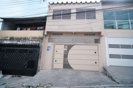 Casa à venda com 220m², 4 quartos e 2 vagasFachada