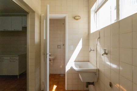 Apartamento à venda com 64m², 2 quartos e 1 vagaÁrea de Serviço 