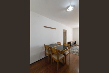 Apartamento à venda com 64m², 2 quartos e 1 vagaSala de jantar