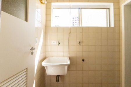 Apartamento à venda com 64m², 2 quartos e 1 vagaÁrea de Serviço 