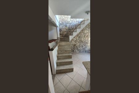 Casa à venda com 100m², 2 quartos e sem vaga Casa à venda com 100m², 2 quartos e sem vagaSala