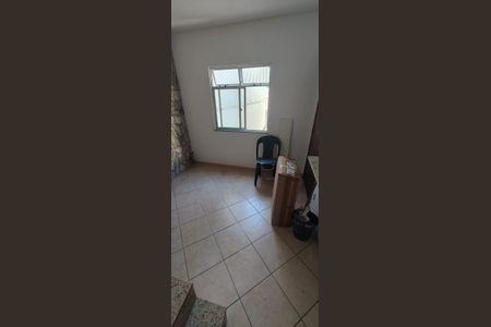 Casa à venda com 100m², 2 quartos e sem vaga Casa à venda com 100m², 2 quartos e sem vagaSala