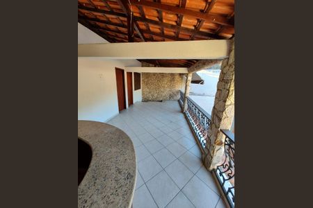 Casa à venda com 100m², 2 quartos e sem vaga Casa à venda com 100m², 2 quartos e sem vagaChurrasqueira