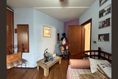Casa para alugar com 250m², 4 quartos e 3 vagas Casa para alugar com 250m², 4 quartos e 3 vagasQuarto 1