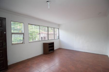 Casa para alugar com 800m², 5 quartos e 4 vagas Casa para alugar com 800m², 5 quartos e 4 vagasSala