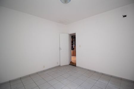 Casa para alugar com 800m², 5 quartos e 4 vagas Casa para alugar com 800m², 5 quartos e 4 vagasQuarto 4