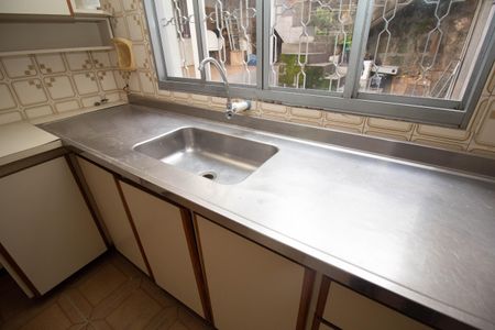 Casa para alugar com 800m², 5 quartos e 4 vagas Casa para alugar com 800m², 5 quartos e 4 vagasCozinha