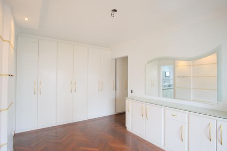 Apartamento à venda com 200m², 3 quartos e 3 vagasSuíte 3