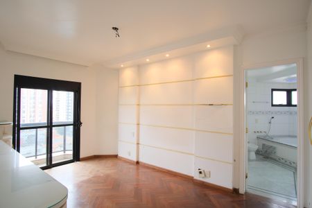 Apartamento à venda com 200m², 3 quartos e 3 vagasSuíte 3