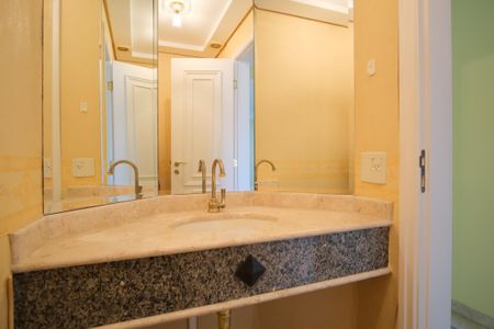 Apartamento à venda com 200m², 3 quartos e 3 vagasLavabo Sala