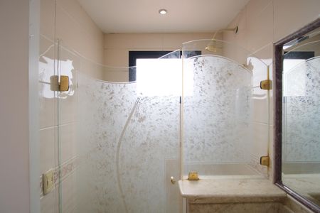 Apartamento à venda com 200m², 3 quartos e 3 vagasBanheiro da Suíte 1