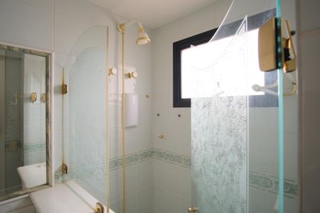 Apartamento à venda com 200m², 3 quartos e 3 vagasBanheiro da Suíte 2