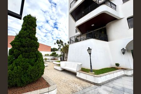 Apartamento à venda com 387m², 3 quartos e 8 vagas Apartamento à venda com 387m², 3 quartos e 8 vagasÁrea comum - Jardim