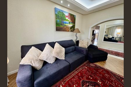 Apartamento à venda com 387m², 3 quartos e 8 vagas Apartamento à venda com 387m², 3 quartos e 8 vagasSala de TV