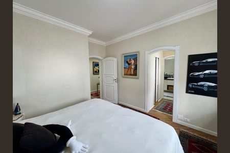 Apartamento à venda com 387m², 3 quartos e 8 vagas Apartamento à venda com 387m², 3 quartos e 8 vagasSuíte 1