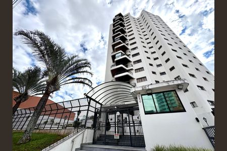 Apartamento à venda com 387m², 3 quartos e 8 vagas Apartamento à venda com 387m², 3 quartos e 8 vagasFachada