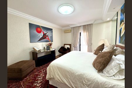 Apartamento à venda com 387m², 3 quartos e 8 vagas Apartamento à venda com 387m², 3 quartos e 8 vagasSuíte Master