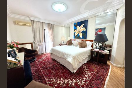 Apartamento à venda com 387m², 3 quartos e 8 vagas Apartamento à venda com 387m², 3 quartos e 8 vagasSuíte Master