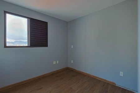 Apartamento à venda com 103m², 4 quartos e 2 vagas Apartamento à venda com 103m², 4 quartos e 2 vagasQuarto 1