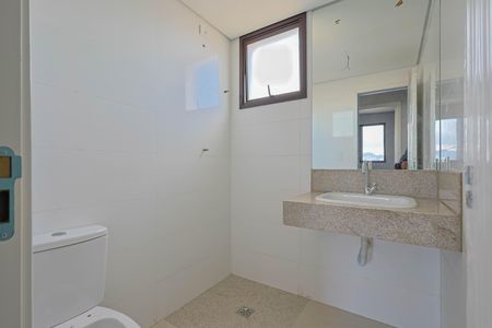 Apartamento à venda com 103m², 4 quartos e 2 vagas Apartamento à venda com 103m², 4 quartos e 2 vagasBanheiro