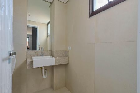 Apartamento à venda com 103m², 4 quartos e 2 vagas Apartamento à venda com 103m², 4 quartos e 2 vagasBanheiro da Suíte