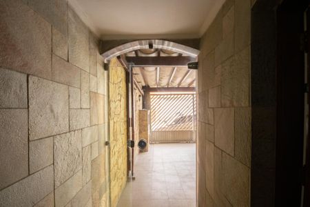 Casa à venda com 130m², 3 quartos e 2 vagas Casa à venda com 130m², 3 quartos e 2 vagasHall