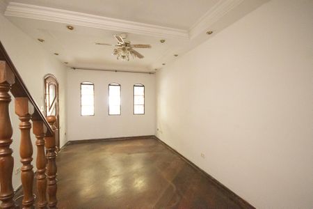 Casa à venda com 130m², 3 quartos e 2 vagas Casa à venda com 130m², 3 quartos e 2 vagasSala